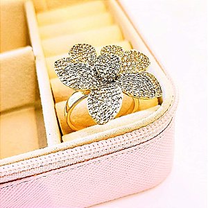 Anel luxo flor dupla dois tons cravejada em zircônia e ródio