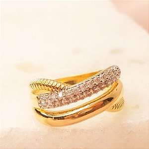 Anel entrelaçados com 1 faixa cravejada em zircônia