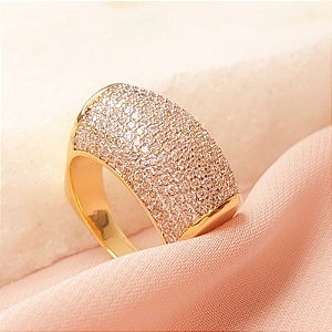 Anel luxo absolute ondulado cravejado em zircônia e ródio