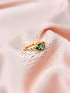 ANEL COM ZIRCÔNIA E OVAL AQUAMARINE