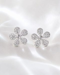 BRINCO FLOR CRAV EM ZIRCÔNIAS