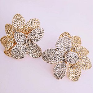 BRINCO LUXO FIXO FLORES RELEVO ABSOLUTE CRAVEJ ZIR