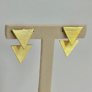 BRINCO TRIANGULOS