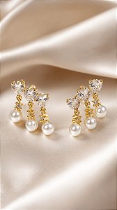 BRINCO 3 CORAÇÕES + PÉROLAS PENDENTES ESTILO CUFF