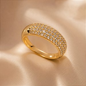 ALIANÇA CRAVEJADA DOURADA ARO LARG 6MM