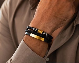 PULSEIRA COURO C DETALHES DOURADOS E PRATEADOS