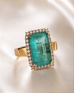 ANEL LUXO QUADRADO COM PEDRA AZUL E BORDES EM ZIRC