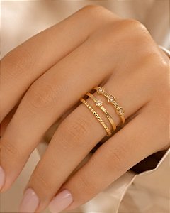 ANEL 3 AROS UMA LINHA TODA CRAVEJ  OUTRAS COM PONT