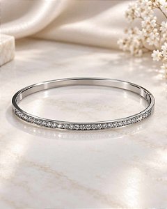BRACELETE UMA FAIXA DE CRISTAIS QUADRADOS DE EMBUT
