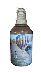 Garrafa decorada  - Balões por Débora Artes