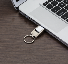 MINI PEN DRIVE GIRATÓRIO 4GB