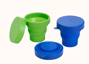 COPO RETRÁTIL 150ML LIVRE DE BPA COM TAMPA PÁSTICA COM ACESSO PARA CHAVE