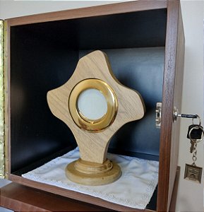 Ostensório Adoremus