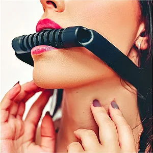 Mordaça em Couro com Alça Ajustável