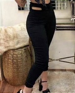 Calça Skinny Abertura Lateral