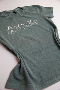 Camiseta Estonada Lettering Feminina Verde G T-shirt Inspiration 5