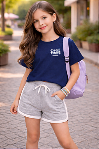 Camiseta Hering básica semicropped azul marinho