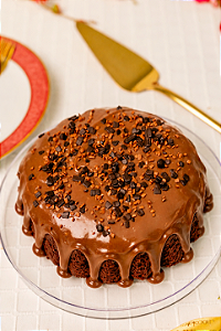 Bolo de chocolate com brigadeiro