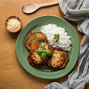 Berinjela à Parmegiana com Arroz Branco