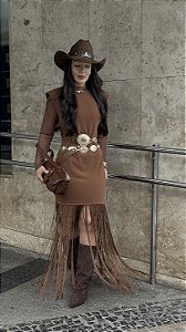 Vestido Country Marrom com Franjas