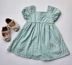Vestido em Tecido Laise