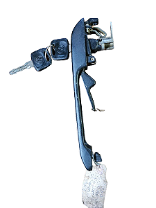 Maçaneta Externa Porta Com Chave Friso Inox Lado Direito LD VW Gol L Voyage L Parati L Saveiro L G1 até 86