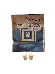 Par Porca Fixação Grade Curvao Opala 75/ em diante Lanterna Traseira Caravan 88/ em diante Original GM 6586177