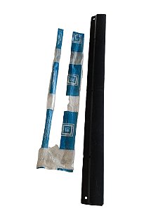 Aplique Soleira Porta Traseira Lado Direito D20 Dupla Veraneio Original GM 94647786 Novo de Época