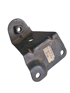 Suporte Lateral Lado Direito Parachoque Dianteiro Opala Caravan 85 até 90 Original GM 94645020 Novo de Época