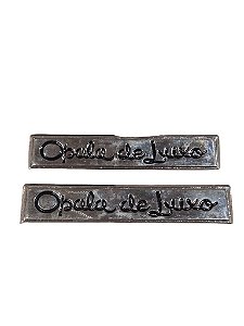 Par Emblema Placa Opala De Luxo Lateral Ferro Cromado Fixação Pino Com Rosca Nova de Época