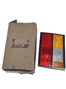 Lanterna Traseira Lado Esquerdo Santana 92/97 Original Arteb 325945107 Novo de Época