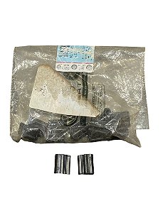 Par Presilha de Fixação de Caixa de Roda VW Gol G1 G4 Parati G1 G2 G3 Saveiro G1 G4 Voyage G1 G5 Original VW 305a8218951