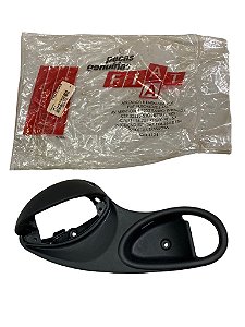 Moldura da Maçaneta Interna Dianteira Lado Esquerdo do FIAT Palio de 1996 a 2007 Original FIAT 715707614 Novo de Época