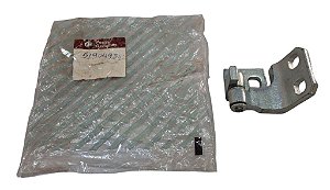 Dobradiça Inferior da Porta Dianteira Direita Fiat Novo Palio 12 a 17 Original FIAT 51904934 Novo de Época