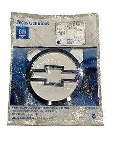 Emblema da Tampa Traseira Chevrolet GM Astra Sedan 03 a 11 Original GM 93387838 Novo de Época