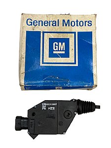 Atuador Motor Trava Elétrica Porta LE GM Kadett 89 a 98 Original GM 93212607 Novo de Época