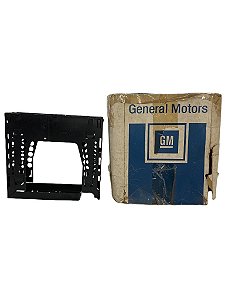 Gaveta para Rádio Toca-Fitas GM ACD20 Kadett Ipanema Monza Vectra Bonanza Veraneio GMC Original GM 90321996 93247986