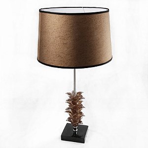 ABAJUR DE CRISTAL BASE LAQUEADA COM CÚPULA