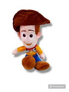 Boneco Woody Toy Story Pelúcia Musical Personagem Colorido