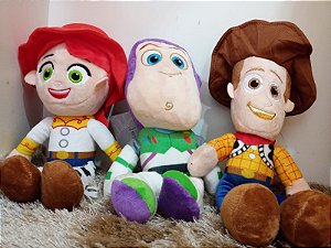 Combo Pelúcia Toy Story 3 Peças Musical Woody Jessie Buzz
