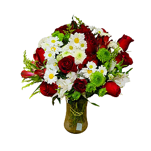 Arranjo de Flores Mistas e Rosas