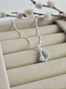 Colar com Pingente Gota em Zircônia Azul Claro