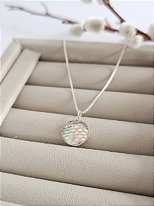 Colar com Pingente Escama de Sereia Furtacor 12 mm