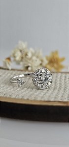 Anel sensorial giratório ansiedade cravejado prata 925 com banho de ródio