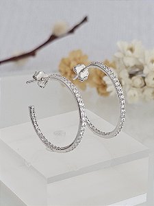 Brinco argola fina cravejada 20mm prata 925 com banho de ródio