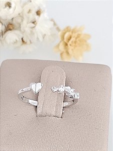 Anel delicado regulável coração e zircônias prata 925 com banho de ródio