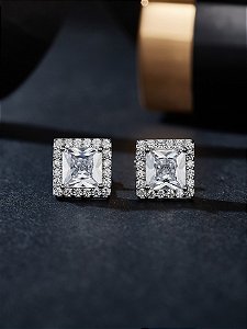 Brinco quadrado 7mm cravejado Moissanite prata 925 com banho de ródio