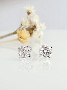 Brinco ponto de luz 5mm Moissanite prata 925 com banho de ródio