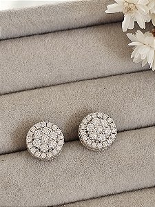 Brinco redondo cravejado 9mm Moissanite prata 925 com banho de ródio