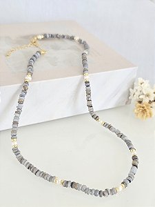 Choker pedra ágata cinza polida prata 925 com banho de ouro amarelo 18K